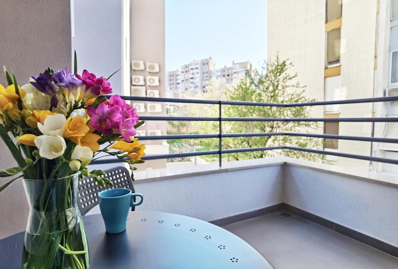 Grandpa'S Tree - Private Garage Apartment Split Bagian luar foto